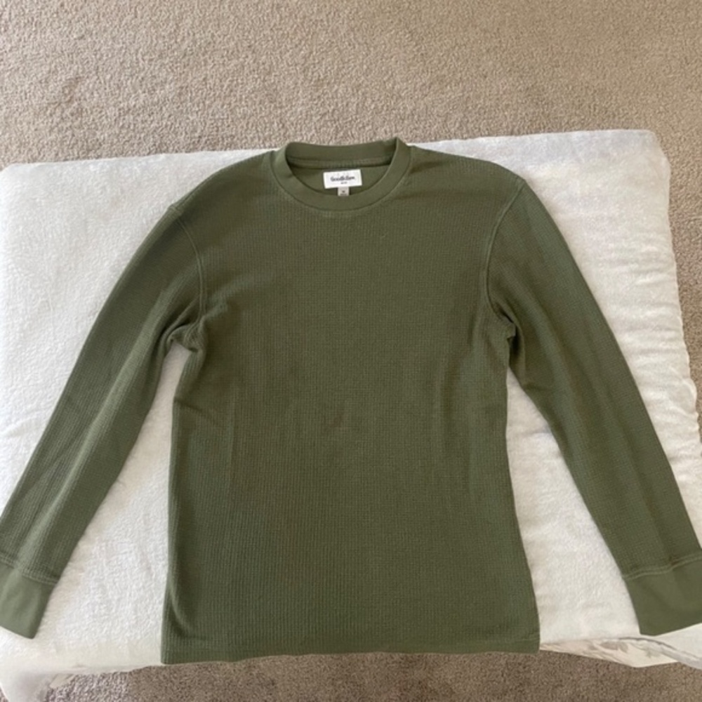 NWOT Goodfellow & Co Army Green Long-Sleeve (medium)
